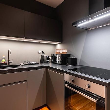 Authentic Apartment Next To Schwedenplatz Wien Exteriör bild