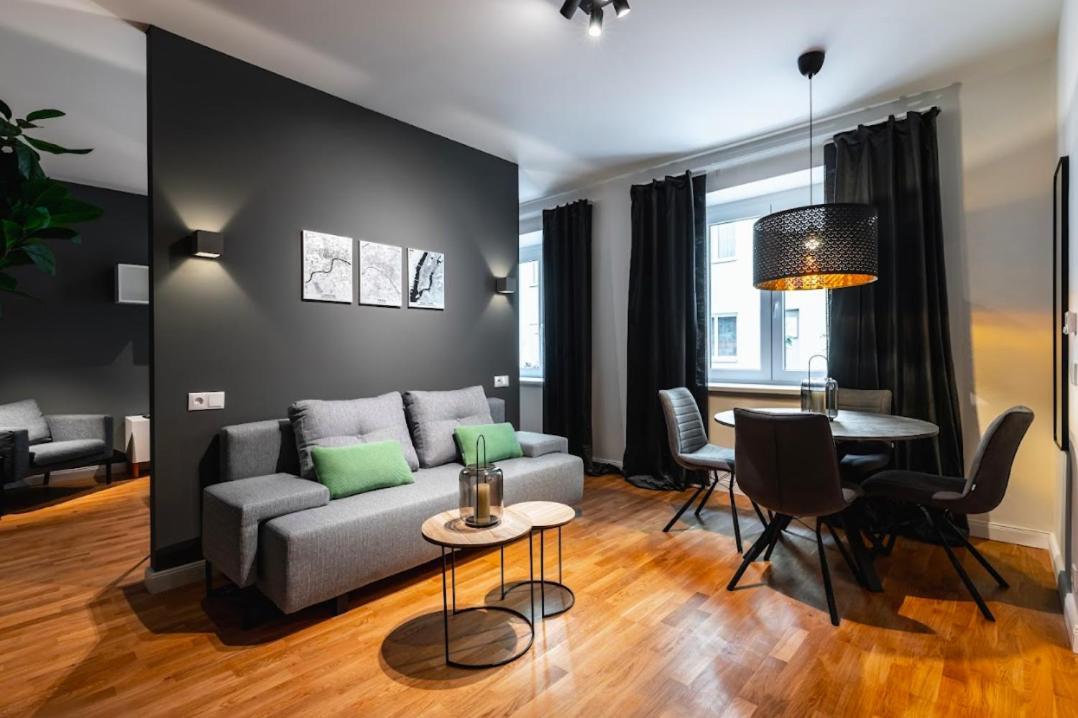 Authentic Apartment Next To Schwedenplatz Wien Exteriör bild